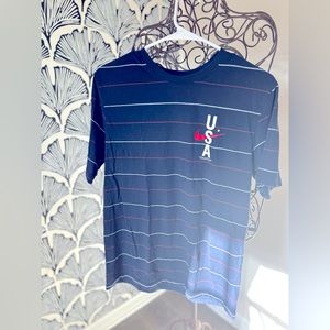 Nike USA crew neck T shirt Size med | stripes | navy blue